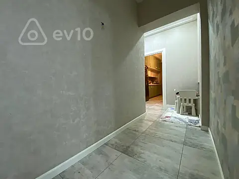 Kirayə verilir 2 otaqlı yeni tikili 95 m²