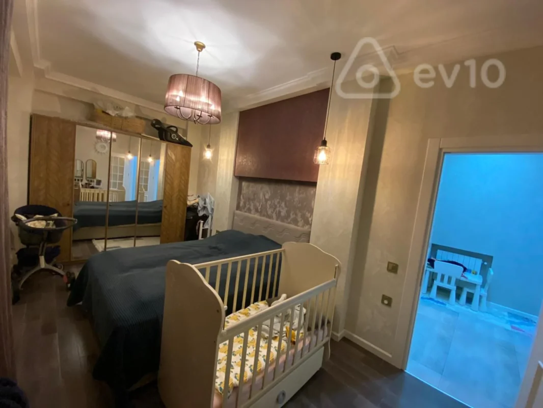 Kirayə verilir 2 otaqlı yeni tikili 95 m²