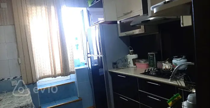 Kirayə verilir 2 otaqlı köhnə tikili 65 m²