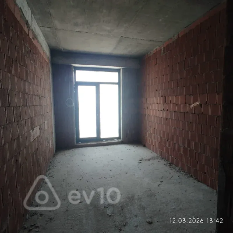 Kirayə verilir 2 otaqlı yeni tikili 65.9 m²