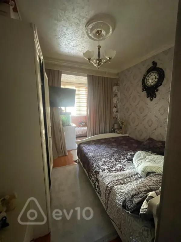 Kirayə verilir 3 otaqlı köhnə tikili 75 m²