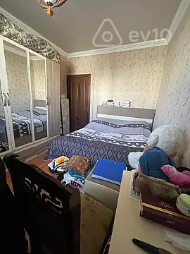 Kirayə verilir 3 otaqlı köhnə tikili 75 m²