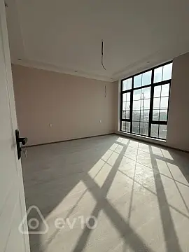 Satılır 7 otaqlı həyət evi 280 m²