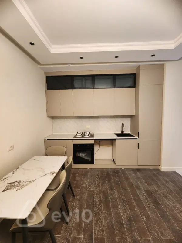 Kirayə verilir 3 otaqlı yeni tikili 73 m²