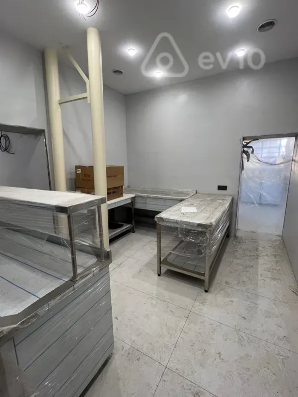 Kirayə verilir mənzil 1250 m²