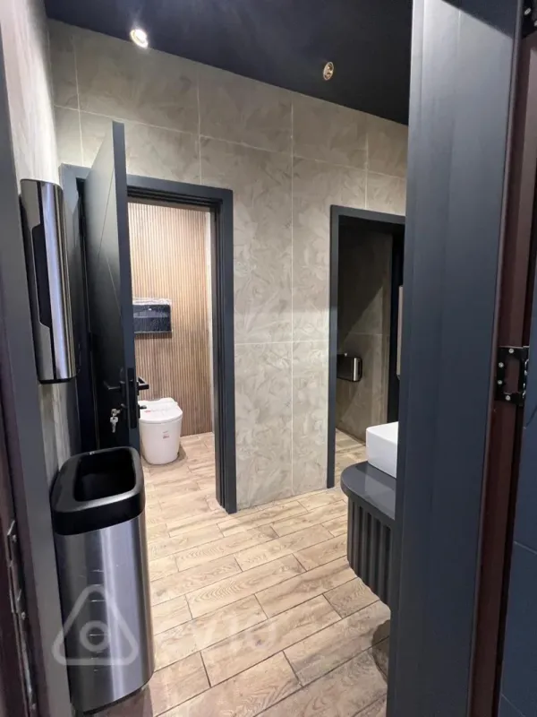 Kirayə verilir mənzil 1250 m²