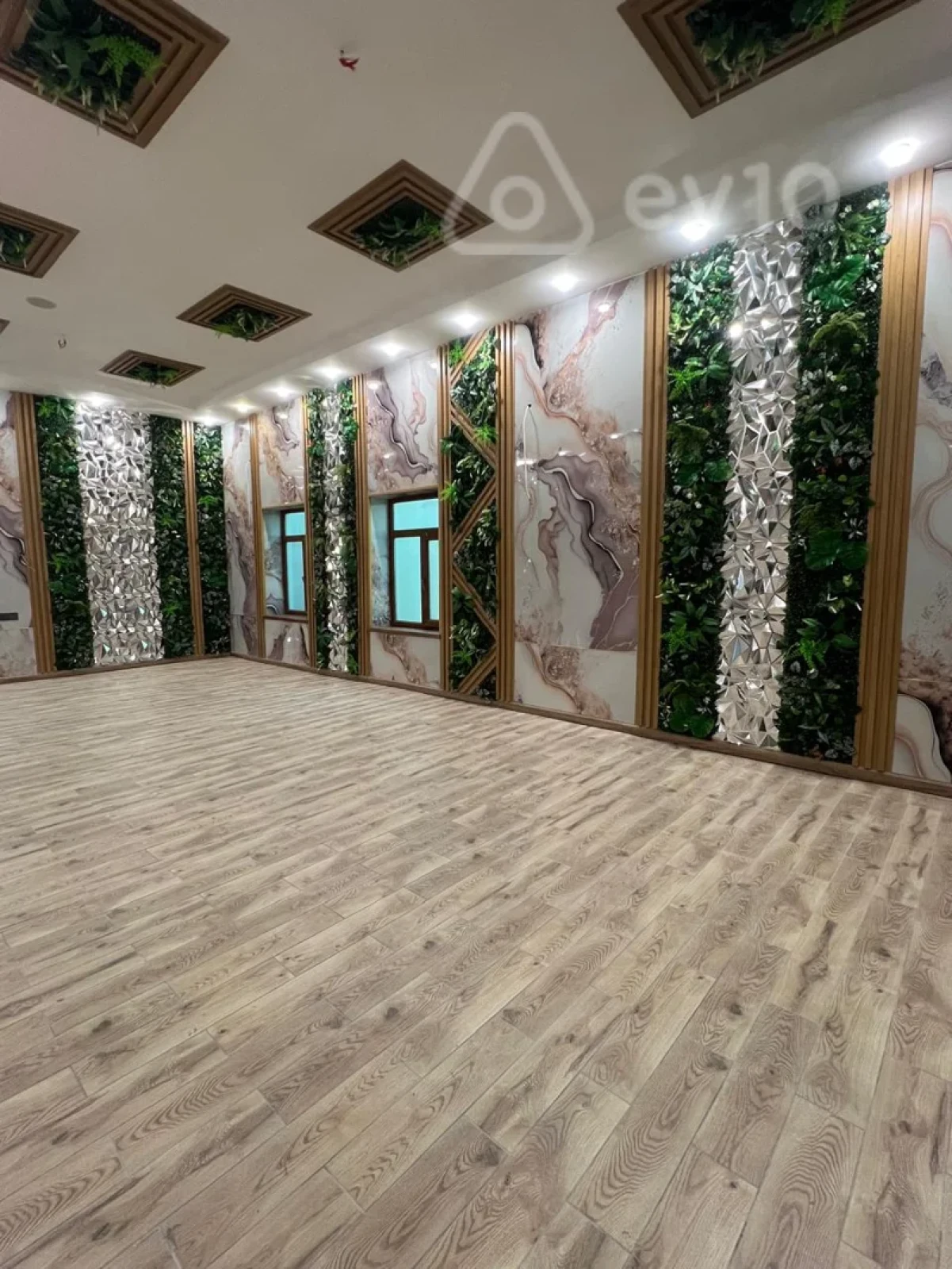 Kirayə verilir mənzil 1250 m²