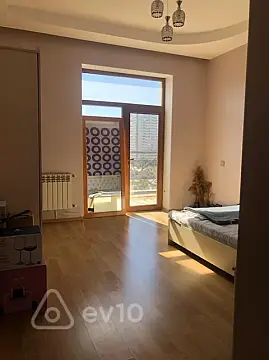 Kirayə verilir 2 otaqlı yeni tikili 75 m²