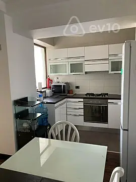 Satılır 3 otaqlı yeni tikili 130 m²