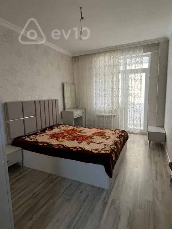 Kirayə verilir 2 otaqlı yeni tikili 66 m²