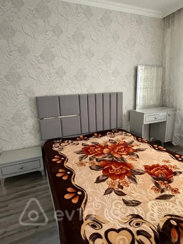 Kirayə verilir 2 otaqlı yeni tikili 66 m²