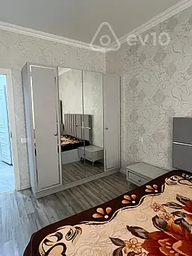 Kirayə verilir 2 otaqlı yeni tikili 66 m²