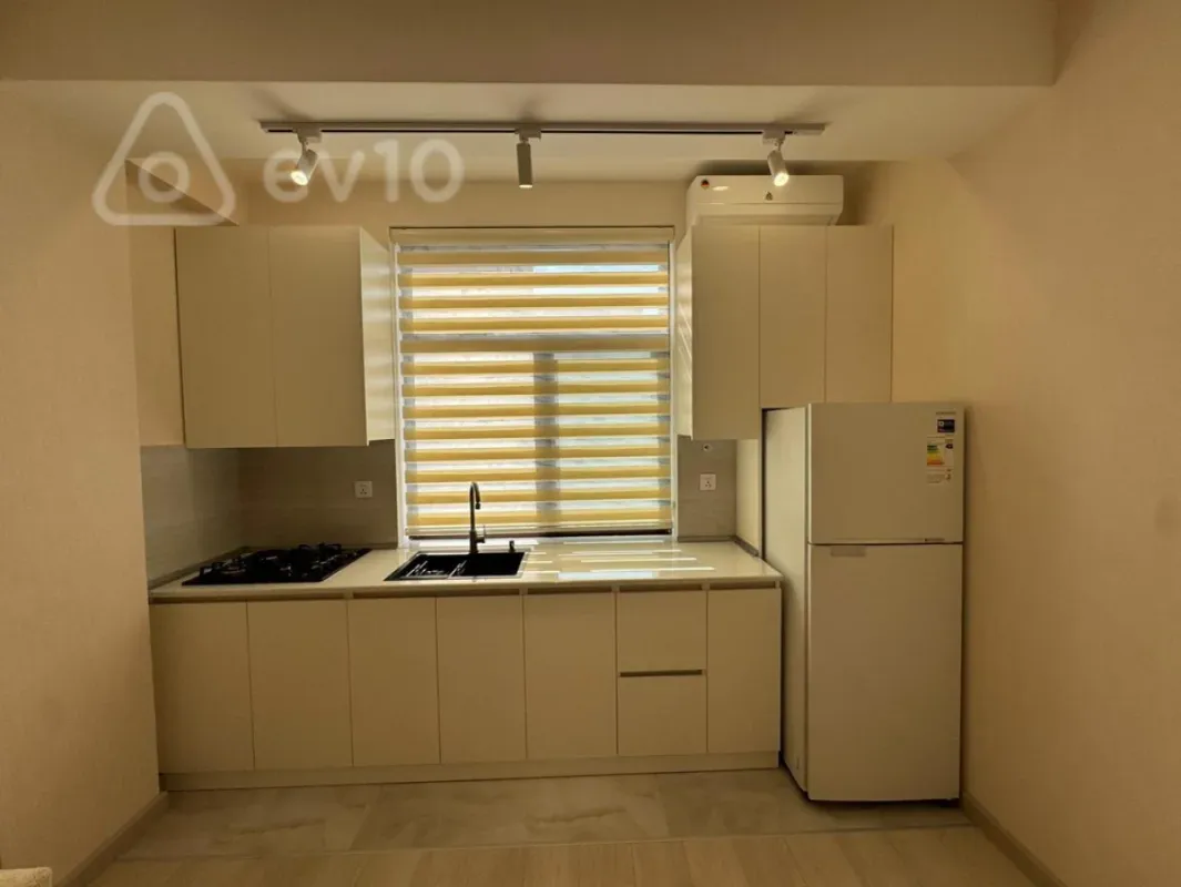 Kirayə verilir 2 otaqlı yeni tikili 60 m²
