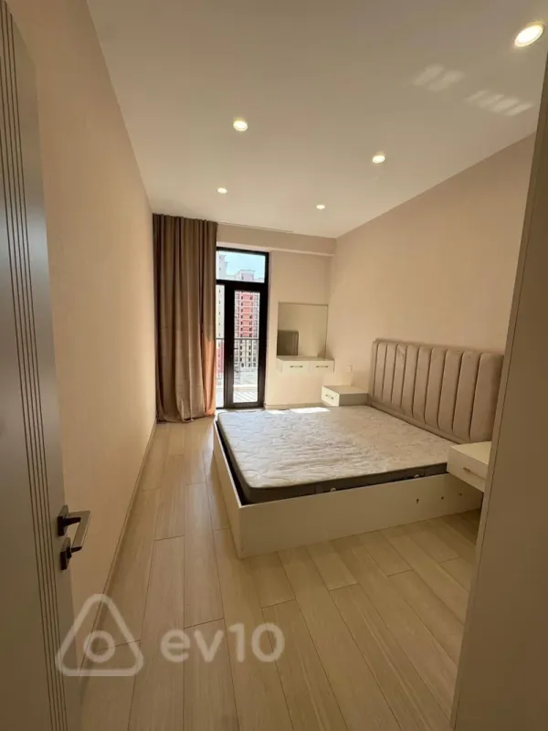 Kirayə verilir 2 otaqlı yeni tikili 60 m²