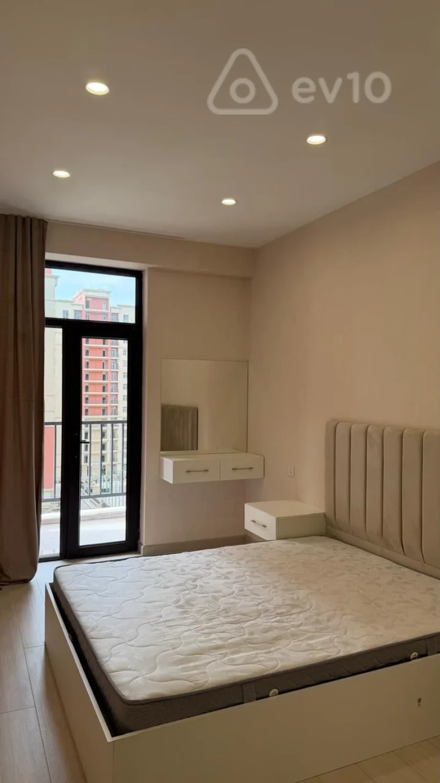 Kirayə verilir 2 otaqlı yeni tikili 60 m²