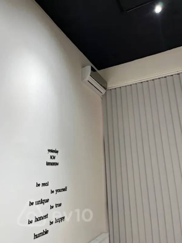 Kirayə verilir 1 otaqlı ofis 20 m²