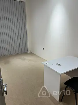 Kirayə verilir 1 otaqlı ofis 20 m²