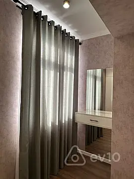 Satılır 2 otaqlı köhnə tikili 45 m²