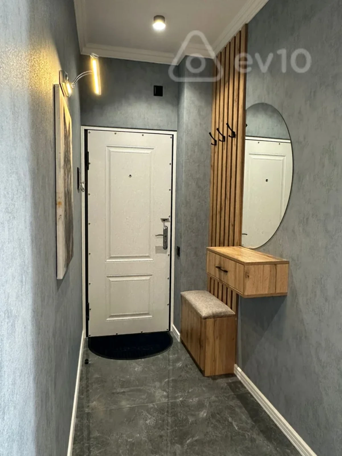 Satılır 2 otaqlı köhnə tikili 45 m²
