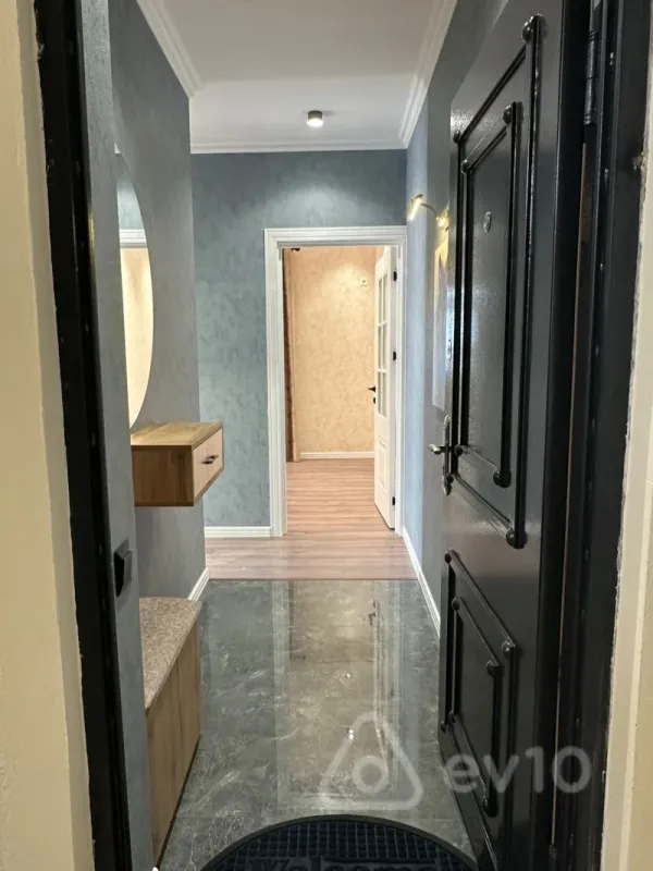 Satılır 2 otaqlı köhnə tikili 45 m²