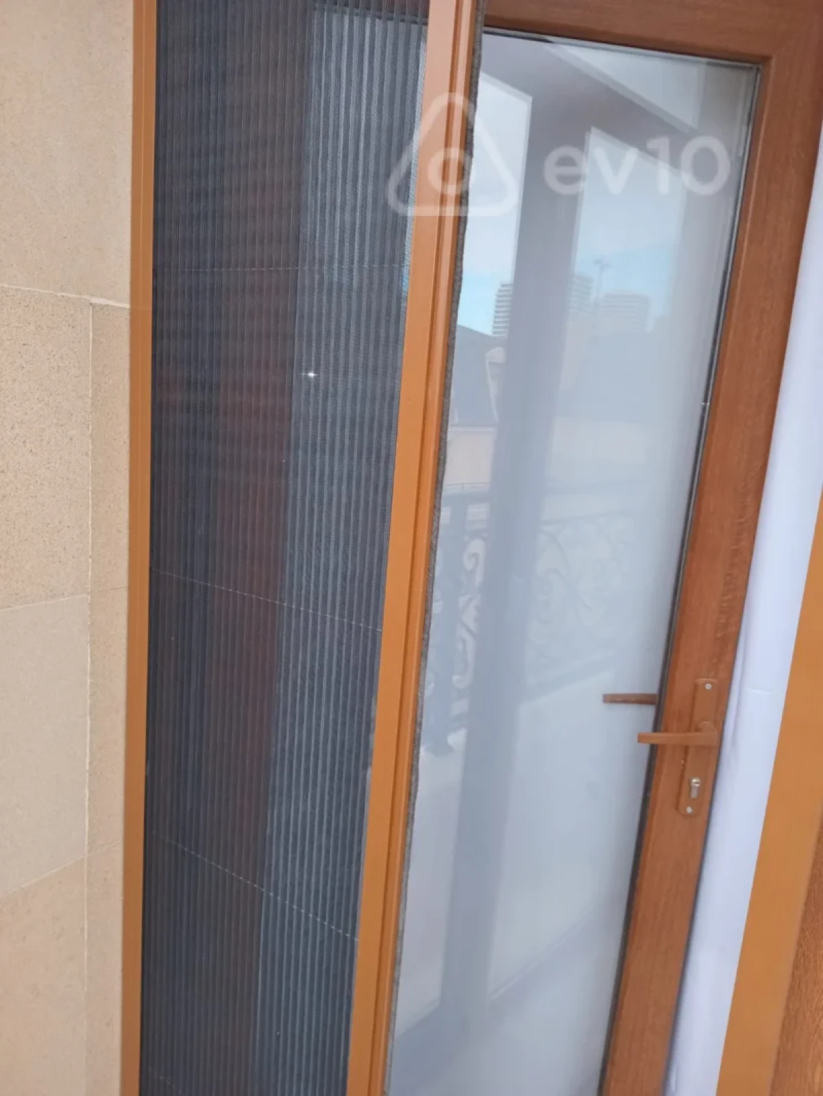 Kirayə verilir 3 otaqlı yeni tikili 140 m²