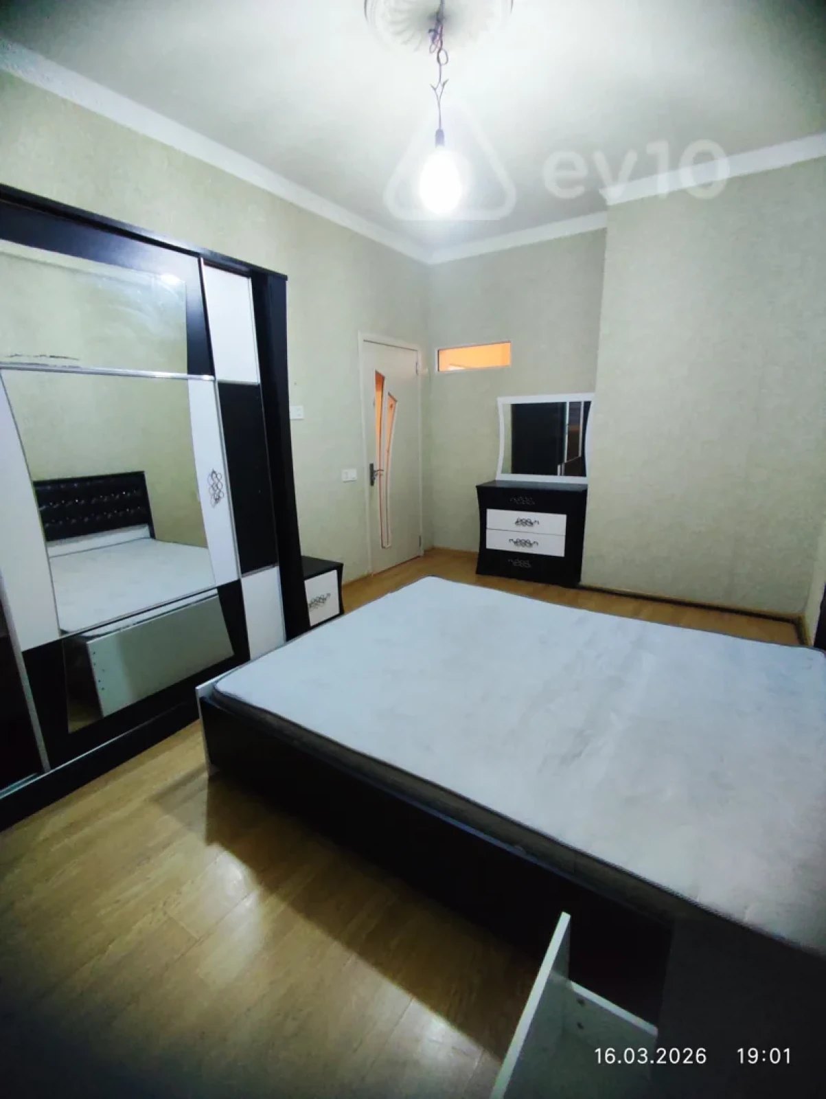 Kirayə verilir 2 otaqlı yeni tikili 60 m²
