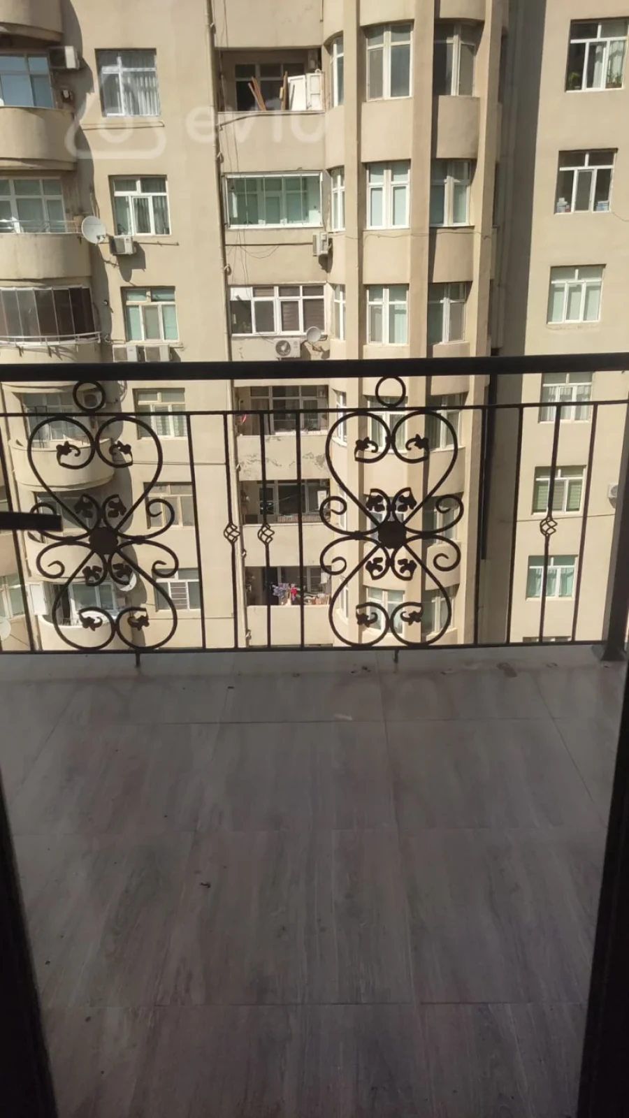 Kirayə verilir 2 otaqlı yeni tikili 100 m²