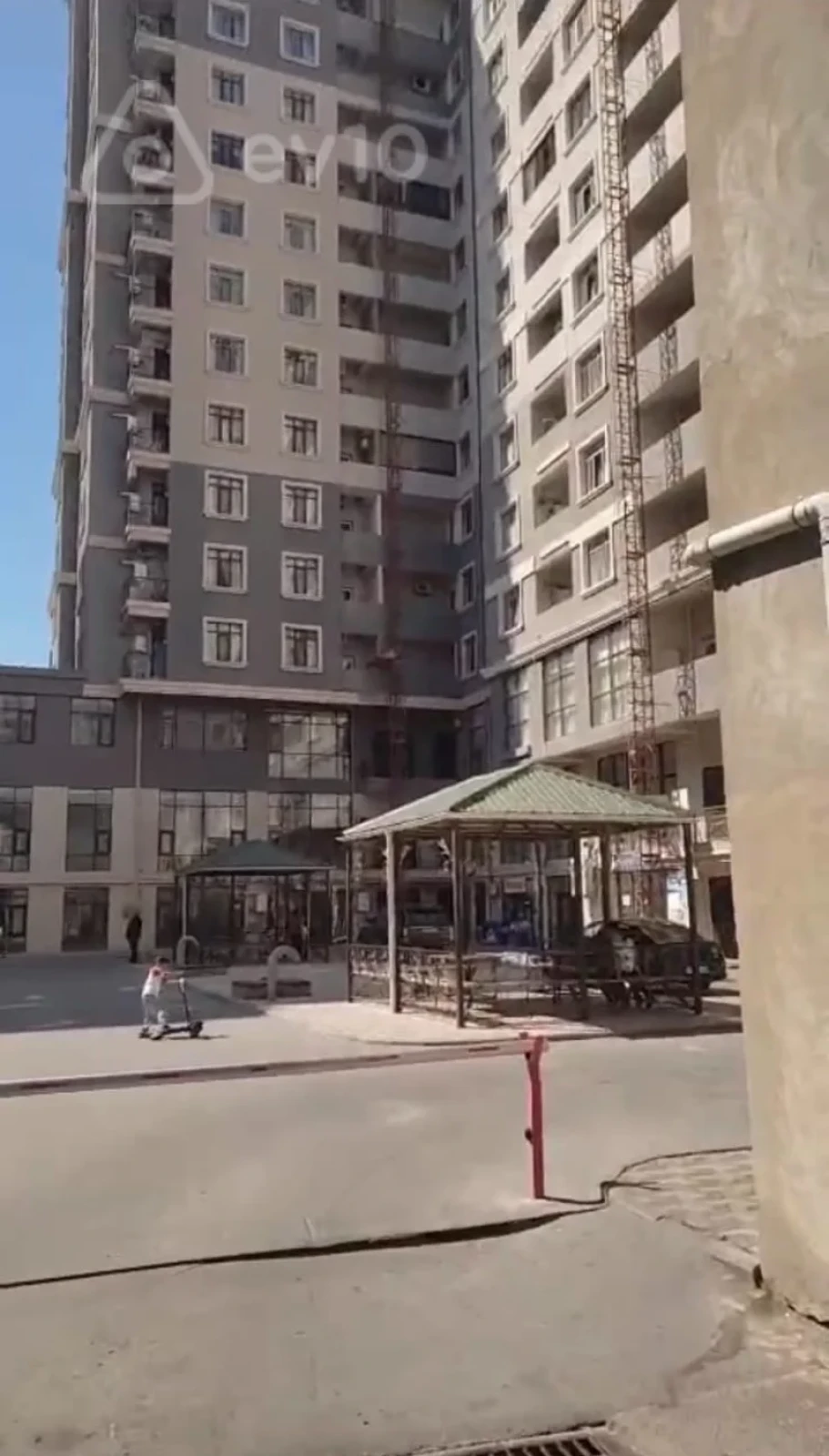 Kirayə verilir 2 otaqlı yeni tikili 100 m²