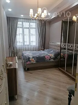 Kirayə verilir 2 otaqlı yeni tikili 100 m²