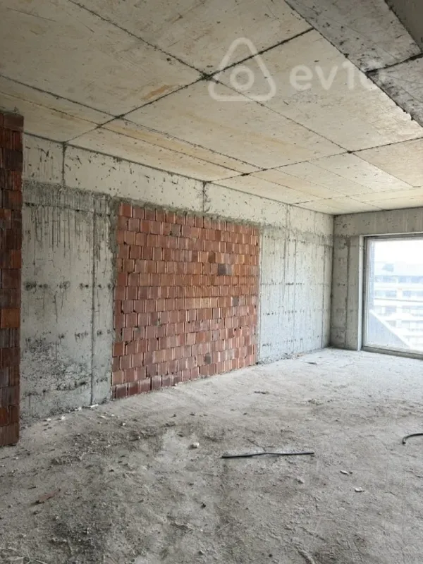 Satılır 3 otaqlı yeni tikili 90 m²