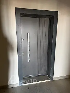 Satılır 3 otaqlı yeni tikili 90 m²