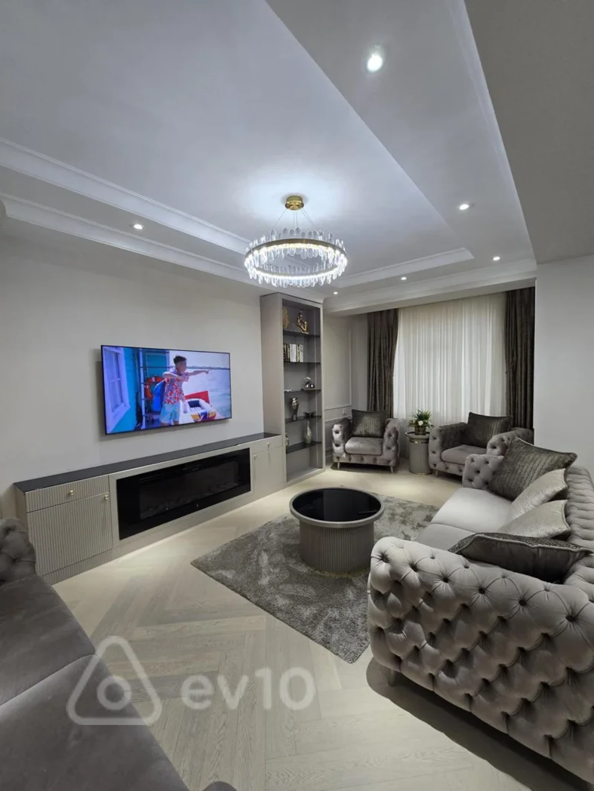 Satılır 3 otaqlı yeni tikili 156 m²