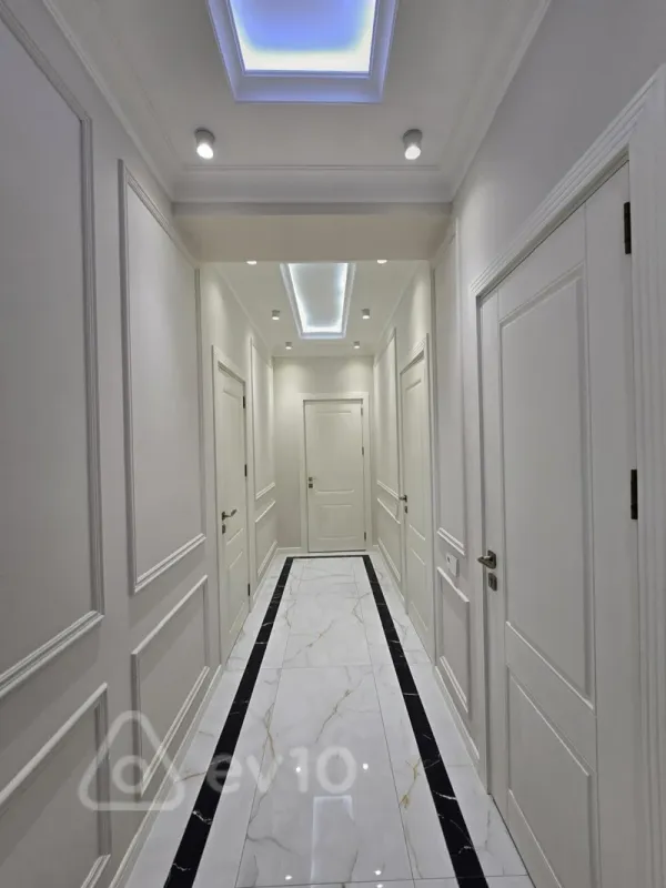 Satılır 3 otaqlı yeni tikili 156 m²