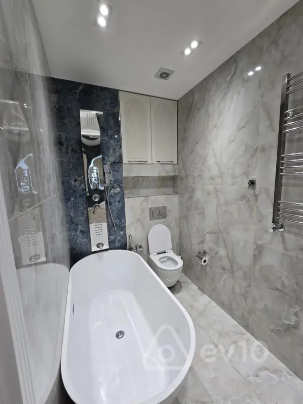 Satılır 3 otaqlı yeni tikili 156 m²