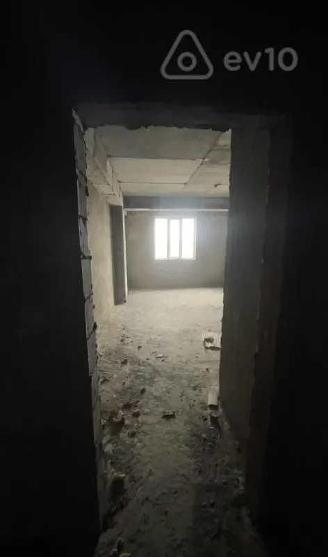 Satılır 2 otaqlı yeni tikili 81 m²