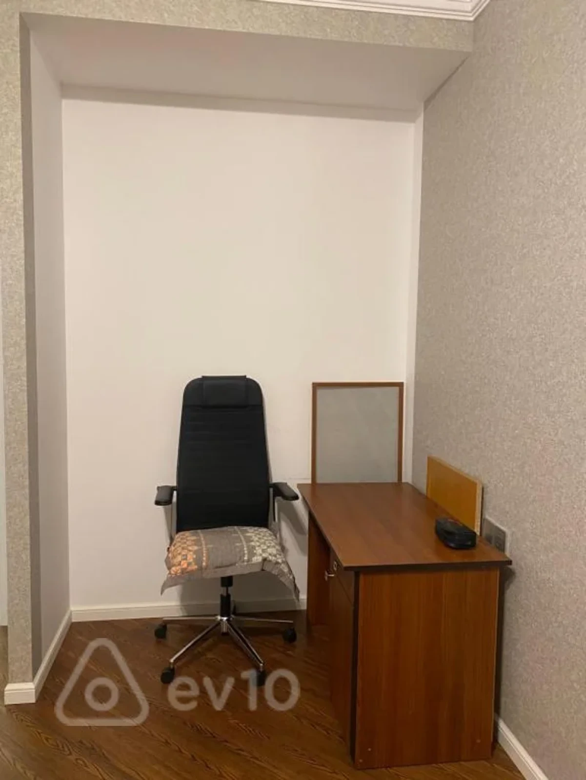 Kirayə verilir 3 otaqlı yeni tikili 140 m²