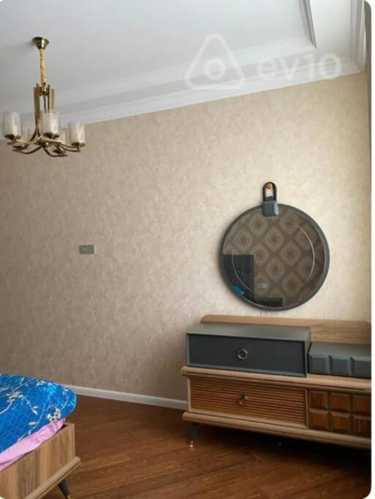Kirayə verilir 3 otaqlı yeni tikili 140 m²