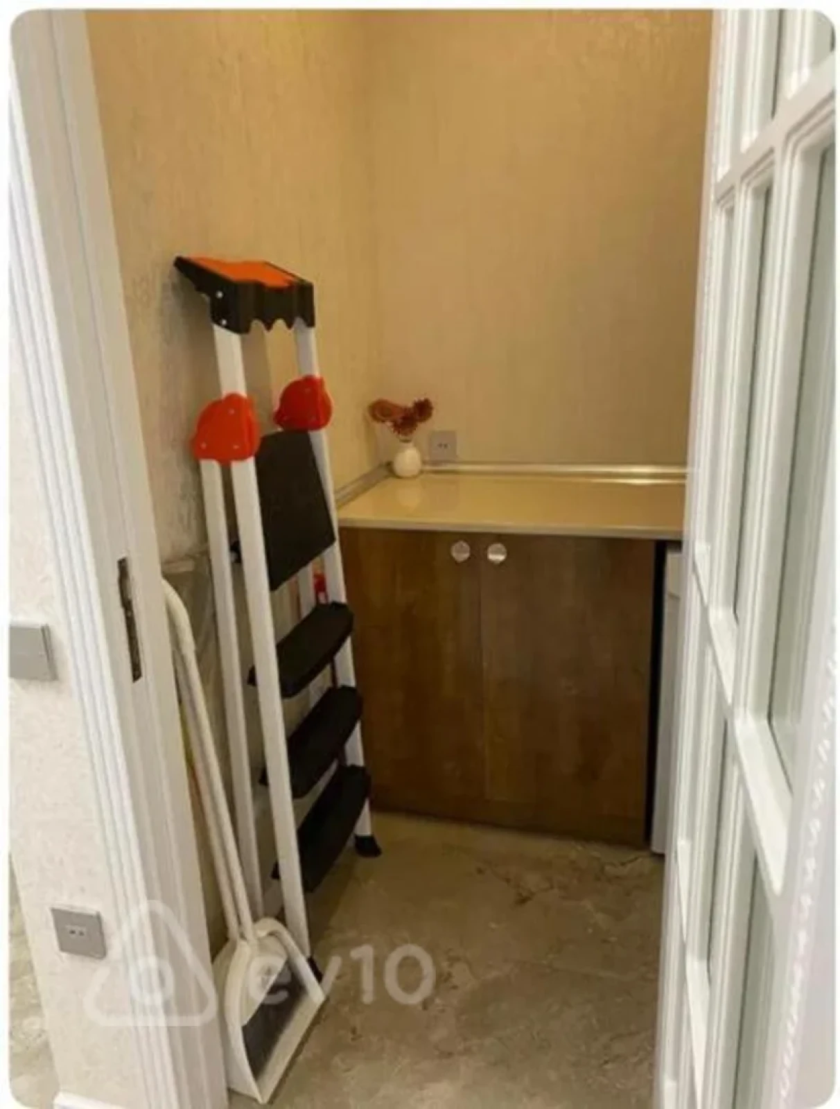 Kirayə verilir 3 otaqlı yeni tikili 140 m²