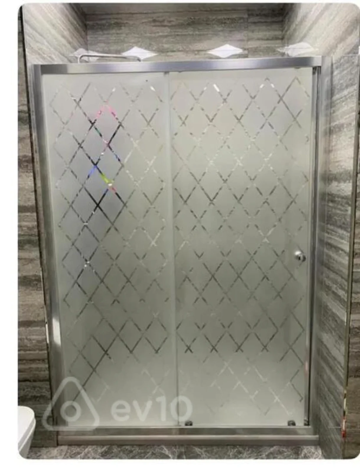 Kirayə verilir 3 otaqlı yeni tikili 140 m²