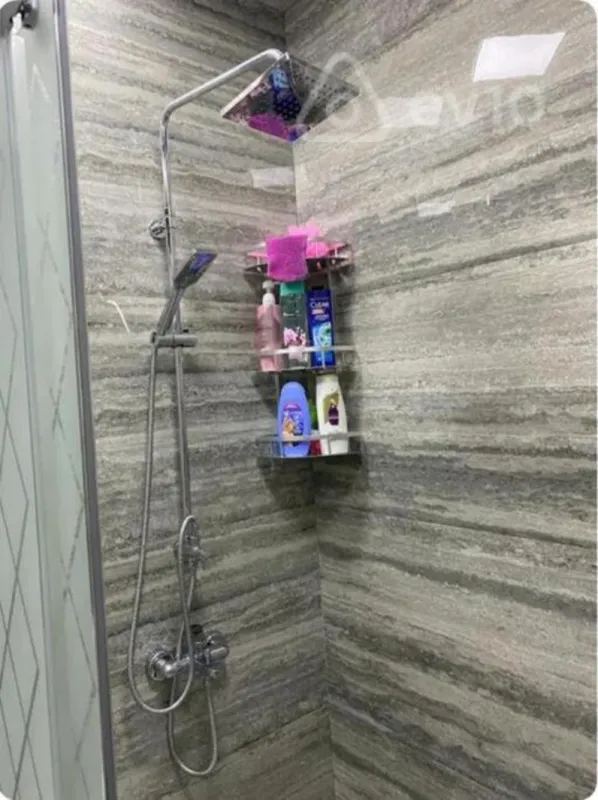 Kirayə verilir 3 otaqlı yeni tikili 140 m²