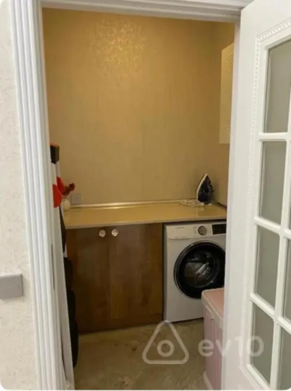 Kirayə verilir 3 otaqlı yeni tikili 140 m²