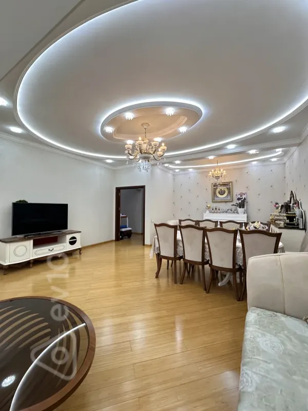 Satılır 4 otaqlı yeni tikili 183 m²