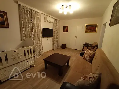 Satılır mənzil 70 m²