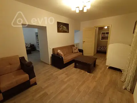 Satılır mənzil 70 m²