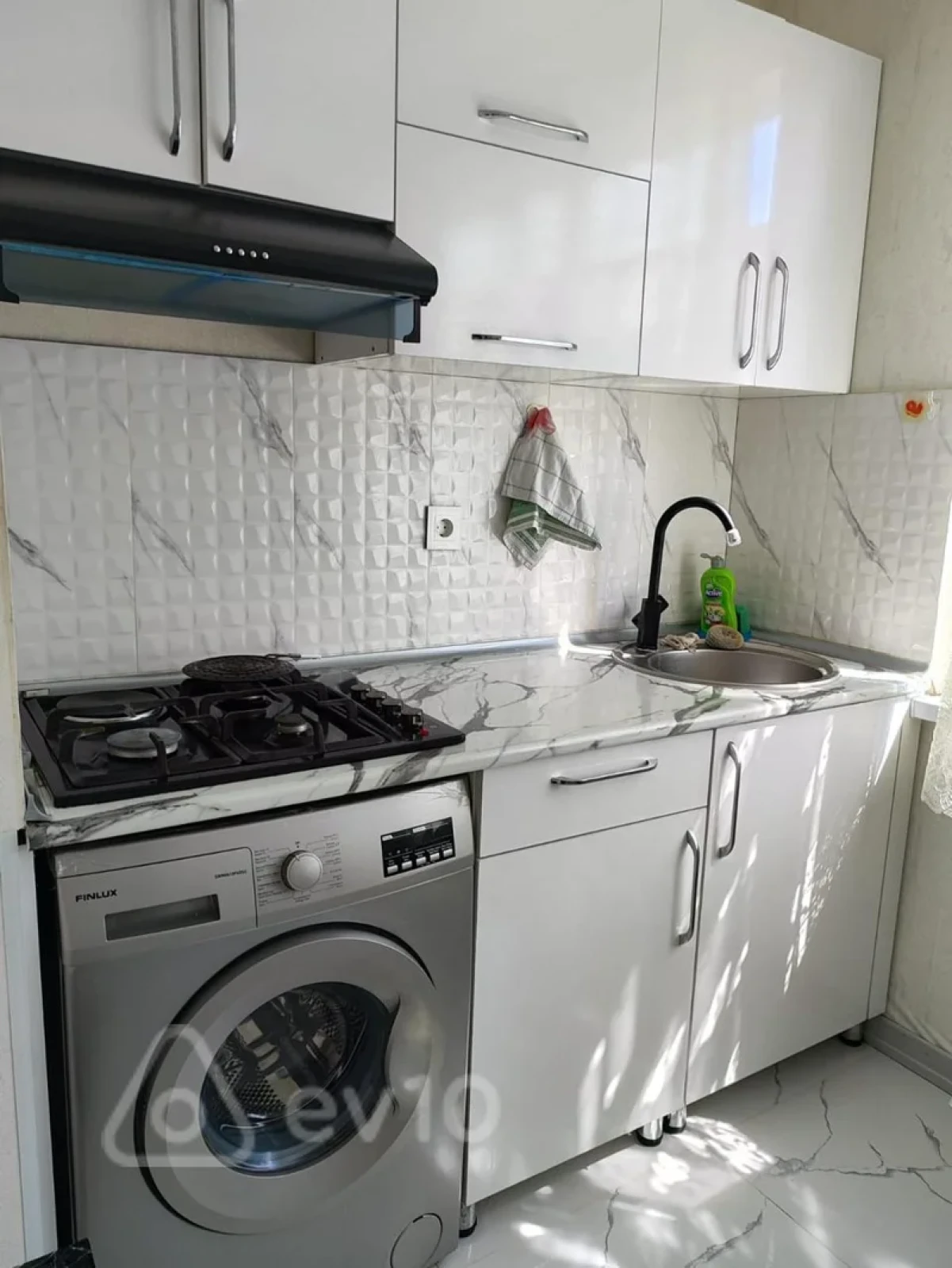 Kirayə verilir 2 otaqlı yeni tikili 60 m²