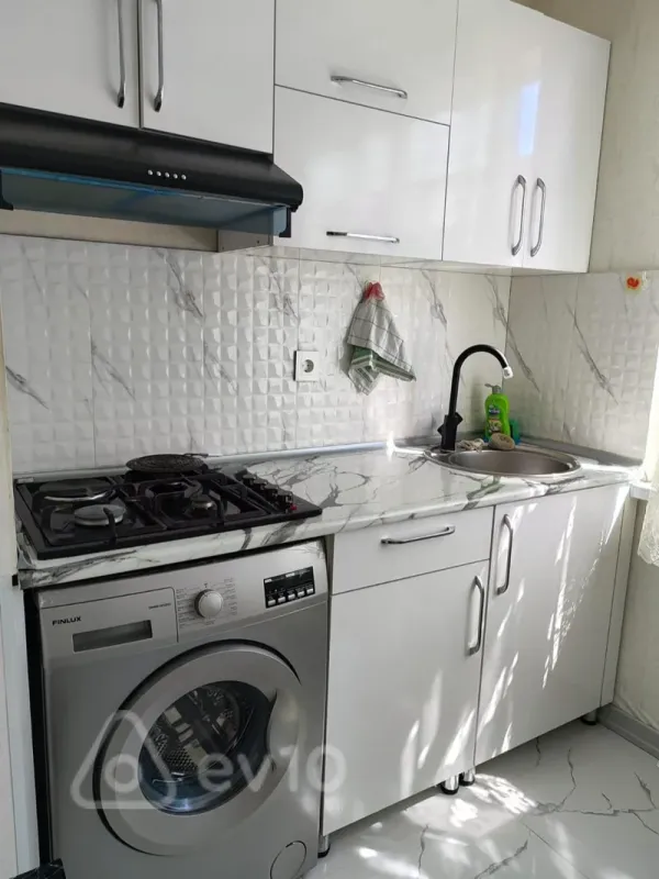 Kirayə verilir 2 otaqlı yeni tikili 60 m²
