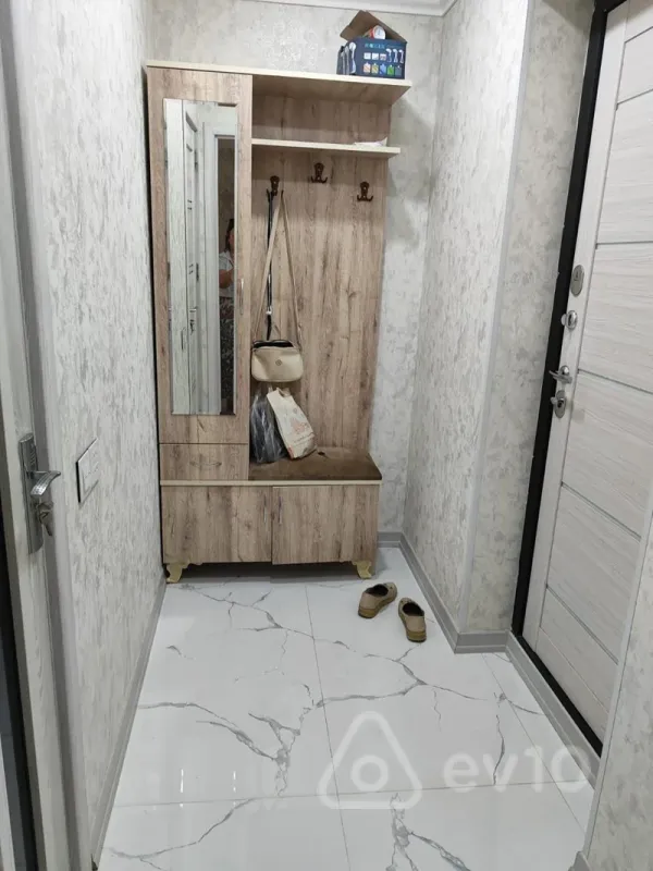 Kirayə verilir 2 otaqlı yeni tikili 60 m²