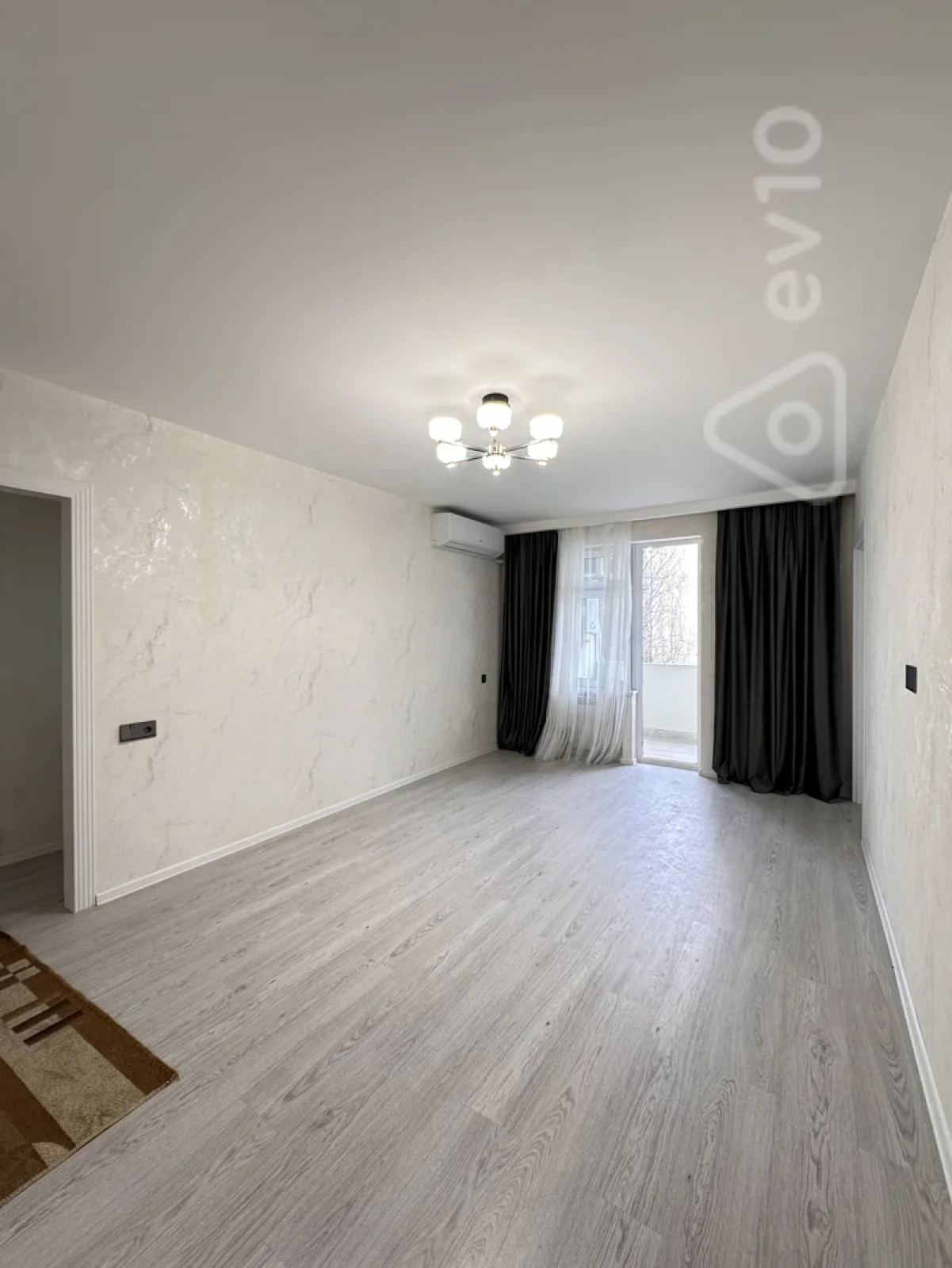 Satılır 3 otaqlı köhnə tikili 65 m²