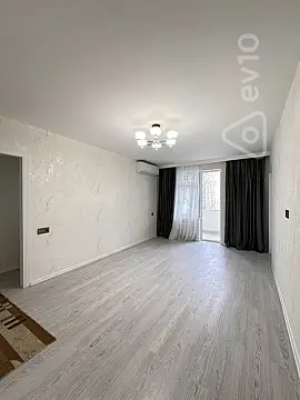 Satılır 3 otaqlı köhnə tikili 65 m²