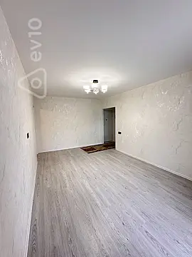 Satılır 3 otaqlı köhnə tikili 65 m²